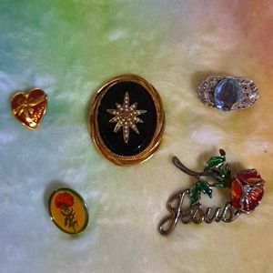 BROCH AND PIN BUNDLE